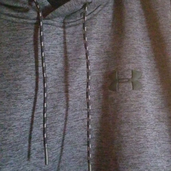 Sweater - Picture 2 of 4